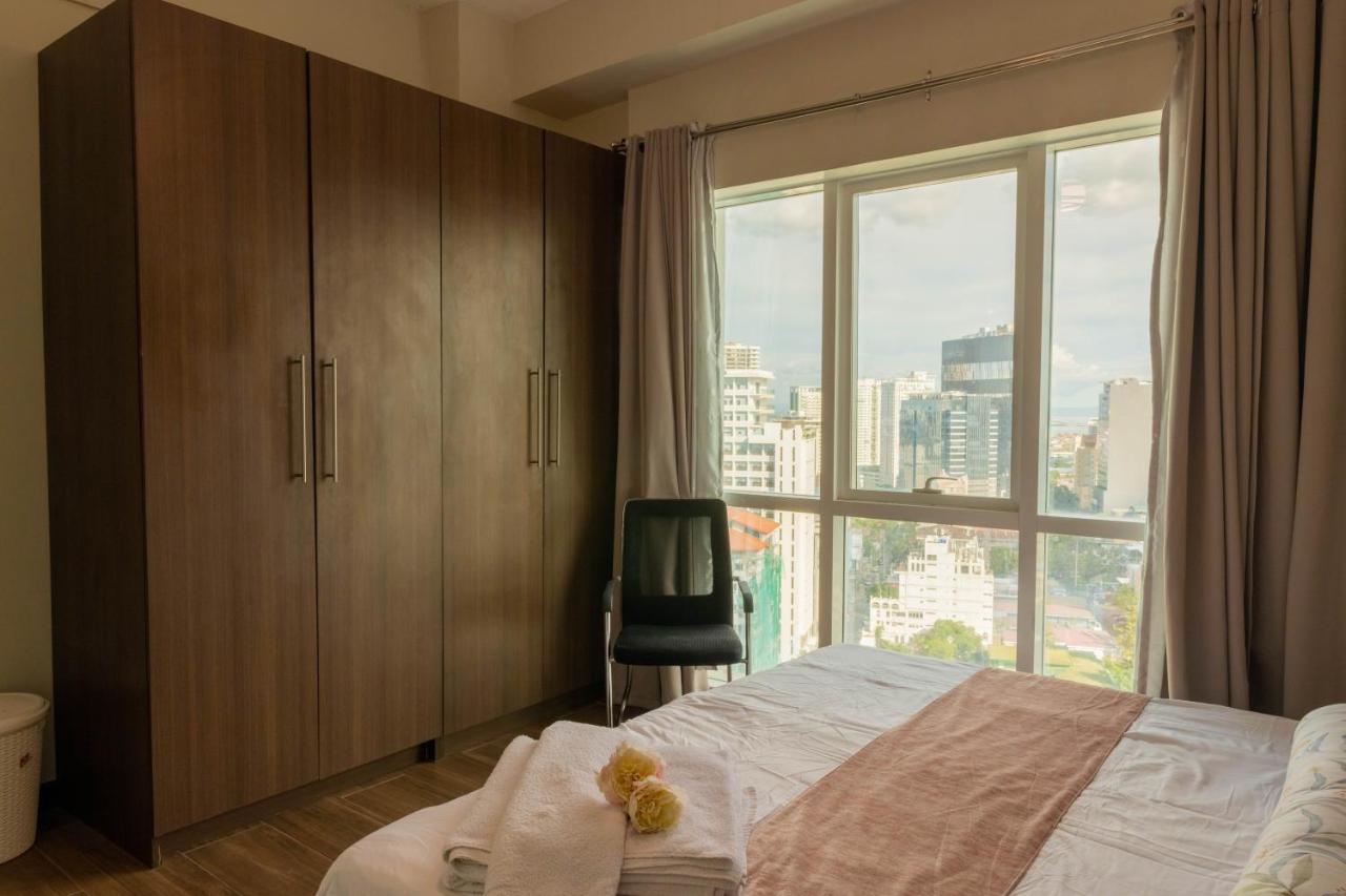 Ayala Mall 10Mins Walk Cebu City Apartment & Pool Buitenkant foto