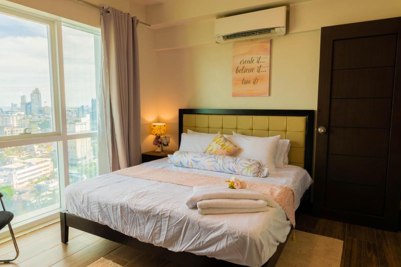 Ayala Mall 10Mins Walk Cebu City Apartment & Pool Buitenkant foto